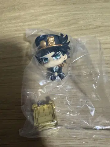 죠죠의 기묘한 모험 JOJOWORLD 캡슐 피규어 가챠 쿠죠 죠타로