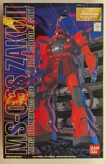 반다이 MG 1/100 기동전사 건담 MS06-S 자쿠 II