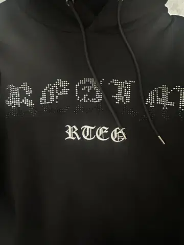 아담스 후드티