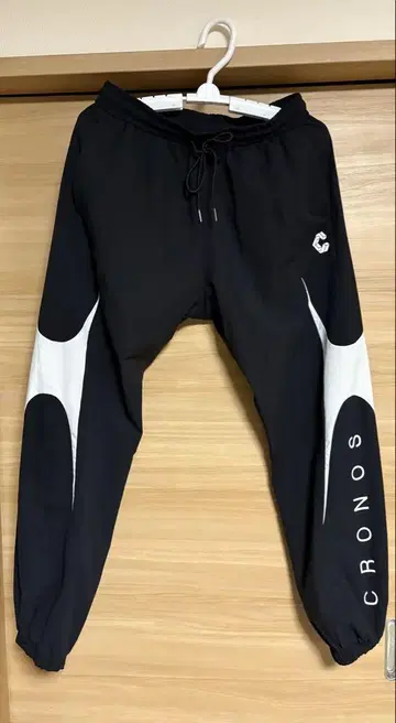CRONOS Air dot long pants 블랙 M 사이즈