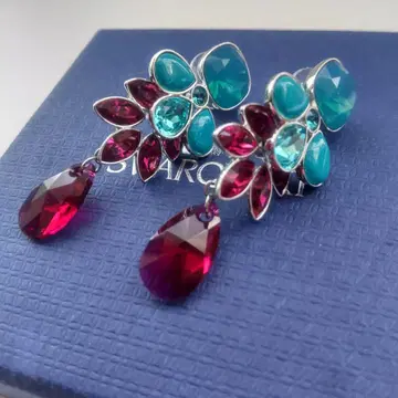 시착 정도 SWAROVSKI 스와로브스키 cardinal long 귀걸이