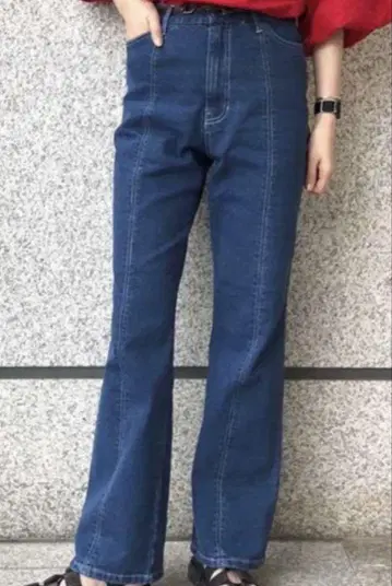Kastane 프론트 스티치 플레어 데님 팬츠