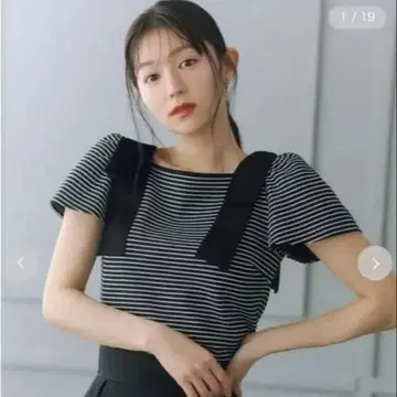 CELFORD 숄더 리본 컷 탑