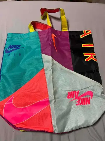 ATMOS NIKE AIR MAX 2 LIGHT 토트백 아토모스