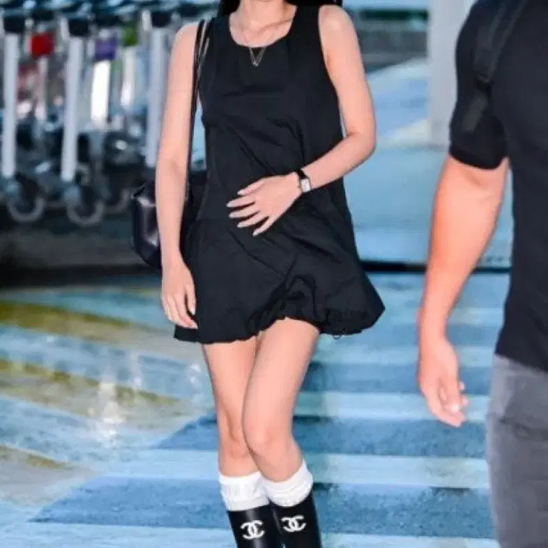 AMOMENTO | 아모멘토 jennie Amomento Onepiece on Bunjang