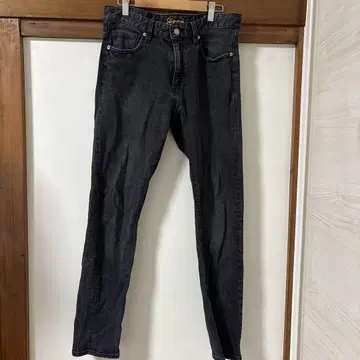 블랙 스키니 데님