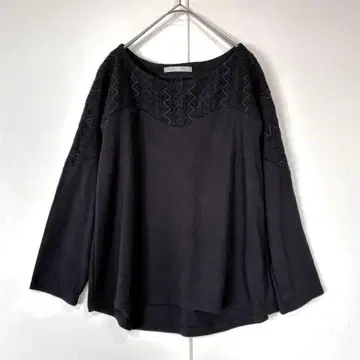 두두 F 상의 티셔츠 레이스 디테일 7부 소매 레이온 혼방 블랙