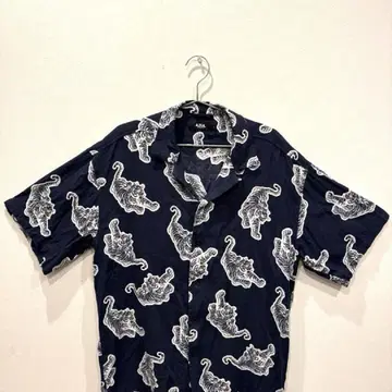 AZUL by moussy 호랑이 알로하 셔츠 네이비 L
