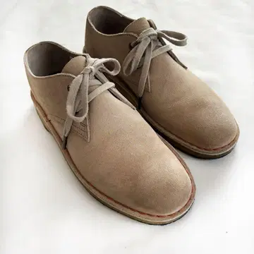 Clarks Desert Khan 유나이티드 애로우즈 별주
