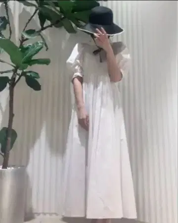 snidel 퍼프 슬리브 원피스