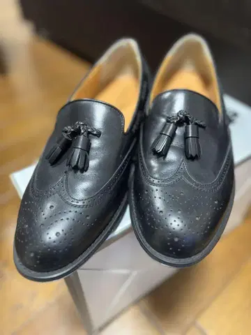 새상품급 REGAL 블랙 가죽 태슬 로퍼 남성용 25cm E 사이즈