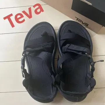 [거의 새 상품] Teva 우먼 유니버셜 다운 샌들 6