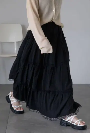 25ss 택 포함 새상품 ehka sopo 레이스 티어드 스커트 블랙