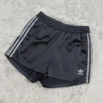 아디다스 숏팬츠 숏팬츠 여성용 블랙 그레이 라인