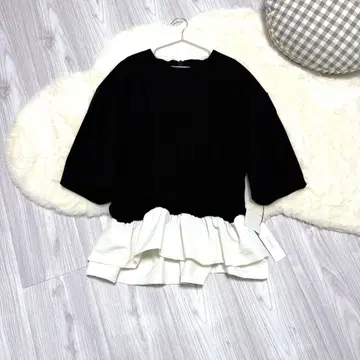 택 포함 미사용 FENNEL 페넬 블라우스 티셔츠 절개 모노톤