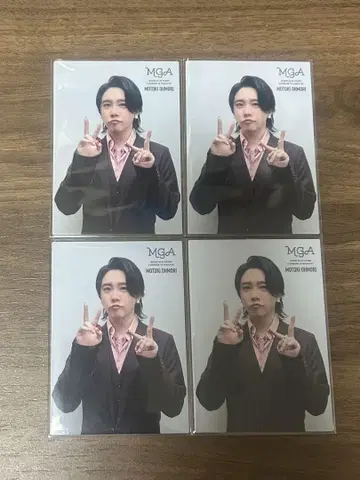 미세스 오모리 모토키 팝업 포토 카드 032