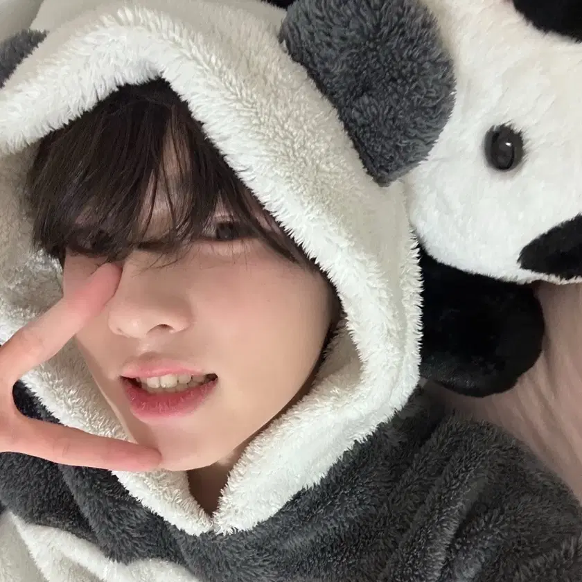 Sold on Bunjang Global Site.