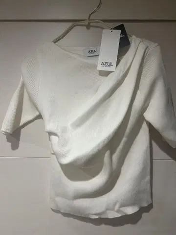 AZULbymoussy 드레이프 디자인 5부 소매 리브 니트