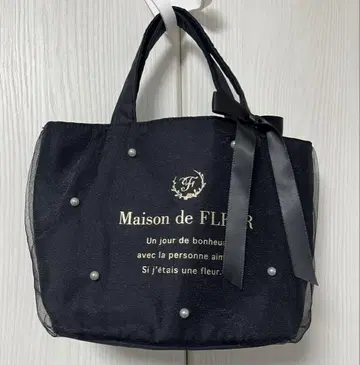 Maison de FLEUR 메종 드 플뢰르 튤 펄 토트백