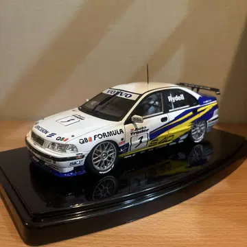 1/24 볼보 S40 1997 BTCC 블랑 해치 우승자 완제품