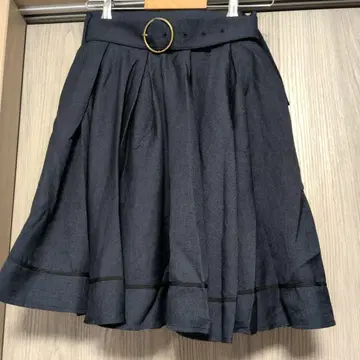 시마무라 쿠루미 플레어 스커트