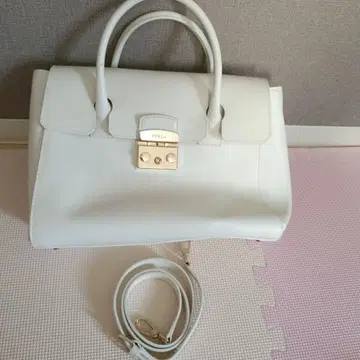 FURLA 훌라 메트로폴리스 사첼 가죽 숄더백 핸드백