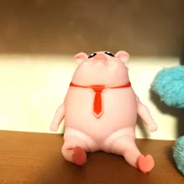 돼지 캐릭터 스퀴즈