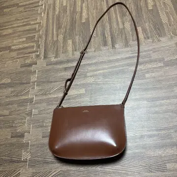 아페쎄 숄더백