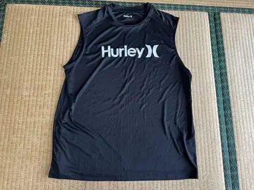 Hurley 블랙 탱크탑 래쉬가드