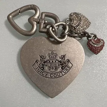 Juicy Couture 하트 참 키링 핑크