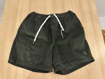 퍼블릭 드립 코듀로이 숏 팬츠 다크 그린