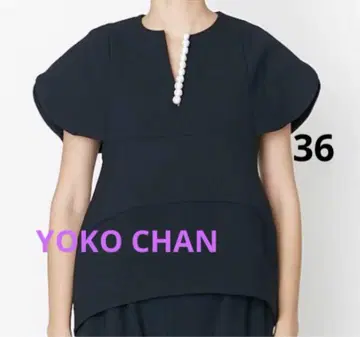 YOKO CHAN 새상품급 플레어 슬리브 펄 슬릿 블라우스 블랙 36