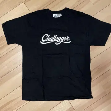 challenger 티셔츠