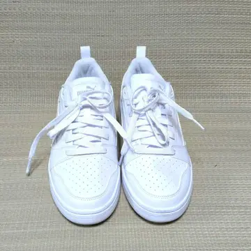 푸마 화이트 스니커즈 26.0cm