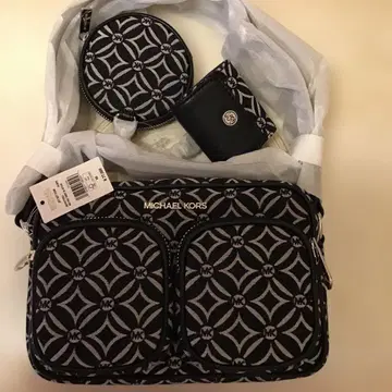 JET SET ITEM 로고 자카드 크로스 바디 위드 테크 어태치