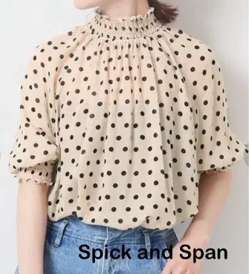 Spick and Span 시어 도트 프렌치 셔링 블라우스