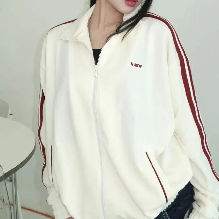 ☆NERDY☆ Women's NY Track Top Black NERDY Classic NY Track Top Black – SeoulSeoul