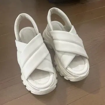 LOWRYS FARM 샌들 여성용