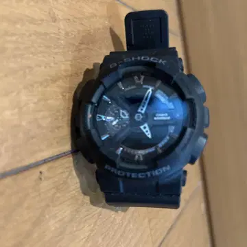 G-SHOCK 블랙 스포츠 워치