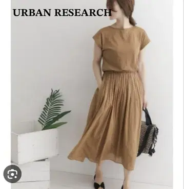 URBAN RESEARCH DOORS 코튼 플레어 원피스 카멜