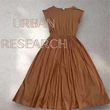 URBAN RESEARCH DOORS 코튼 플레어 원피스 카멜