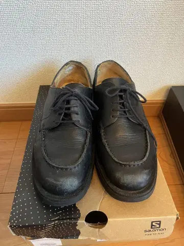 KLEMAN 블랙 가죽 신발