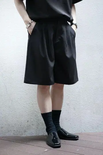 MB 로우 라인 숏 팬츠 블랙 M
