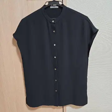띠어리 럭스 띠어리 럭스 블랙 반팔 셔츠