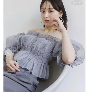 개더 오프숄더 블라우스 snidel GRY