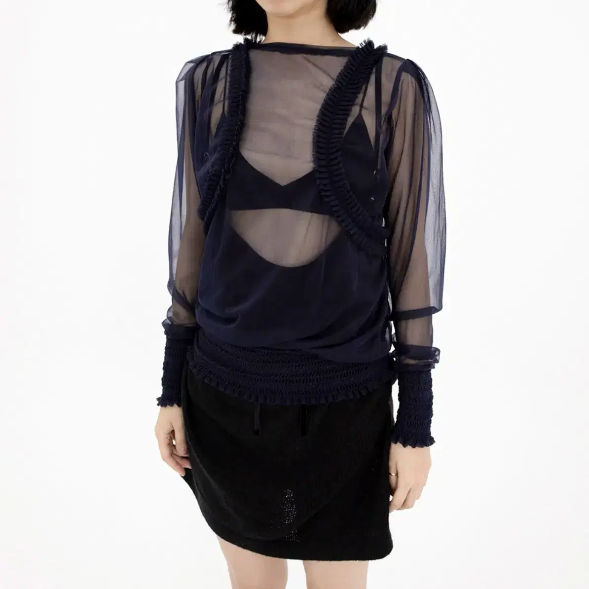 Ulrika Sanctus halter wrap sleeveless #울리카상투스,#홀터넥