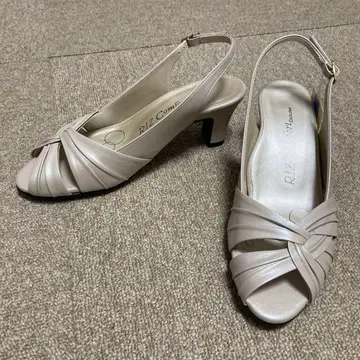RIZ Comfort 베이지 샌들 22.5cm
