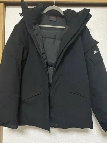 빔즈 블랙 다운 자켓