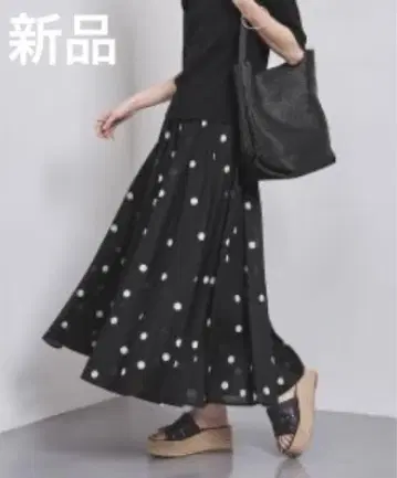 유나이티드 애로우즈 오간자 프린트 플리츠 스커트 도트 무늬 블랙 롱