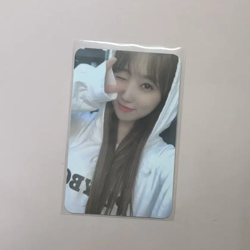 【売り切りセール】IZ*ONE ヘウォン　ウンビ　トレカ　eyes on me IZ*ONE カンヘウォン eyes on me DVD トレカ - メルカリ